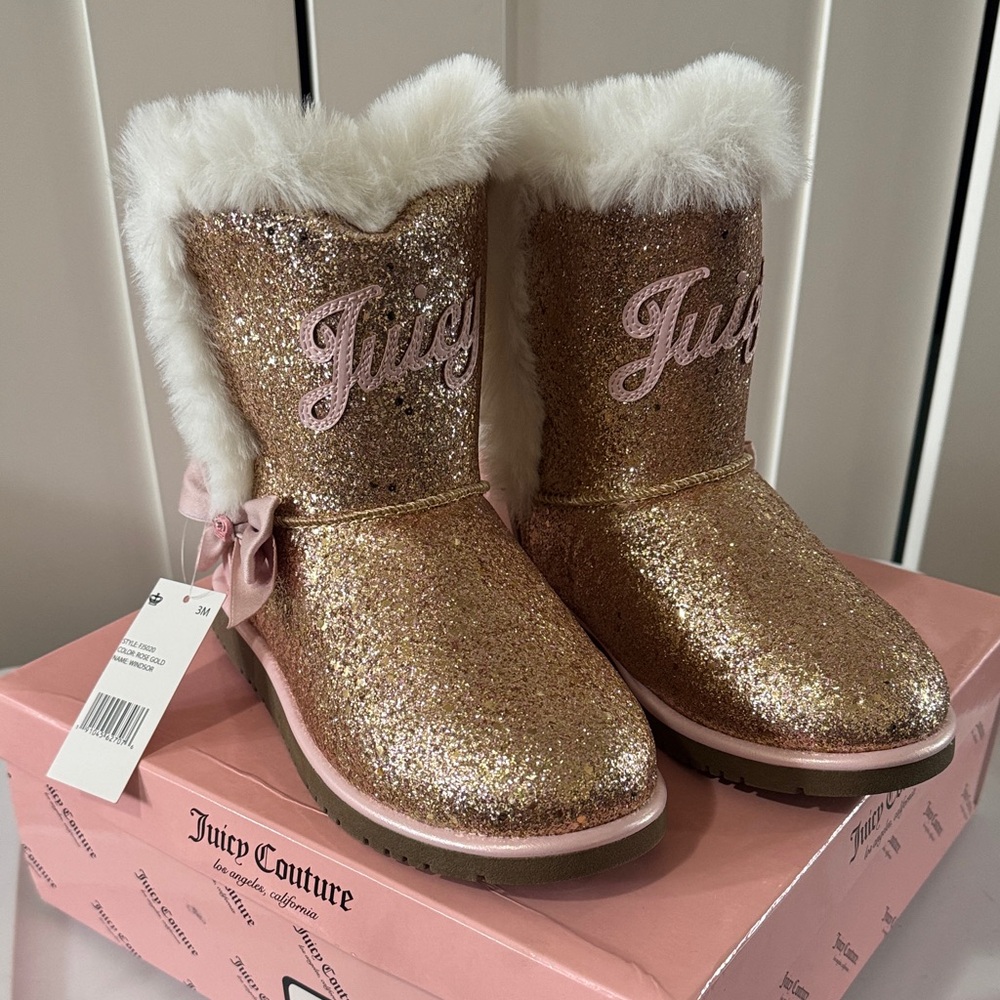 Juicy Couture Kids Gold Glitter Boots with White Fur
